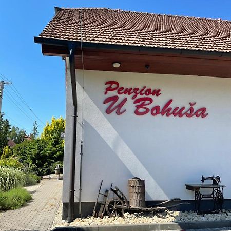 Penzion U Bohusa Lednice Exterior photo